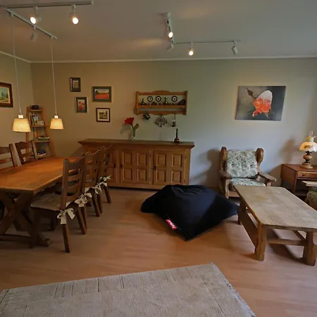 Grosszuegige Am Comberg-park