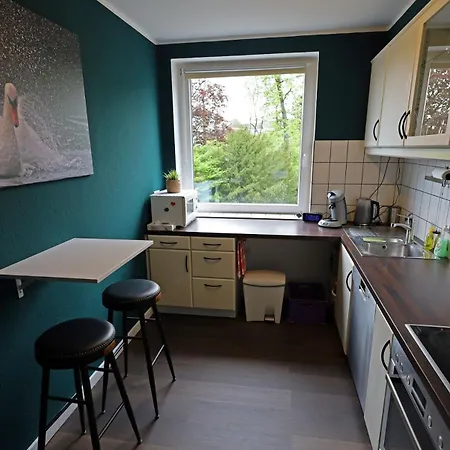 Grosszuegige Am Comberg-park Apartamento *